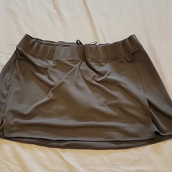 Champion, REI, Danskin Yoga Gray Activewear 6 Piece Bundle Size Large/XL - Picture 6 of 8